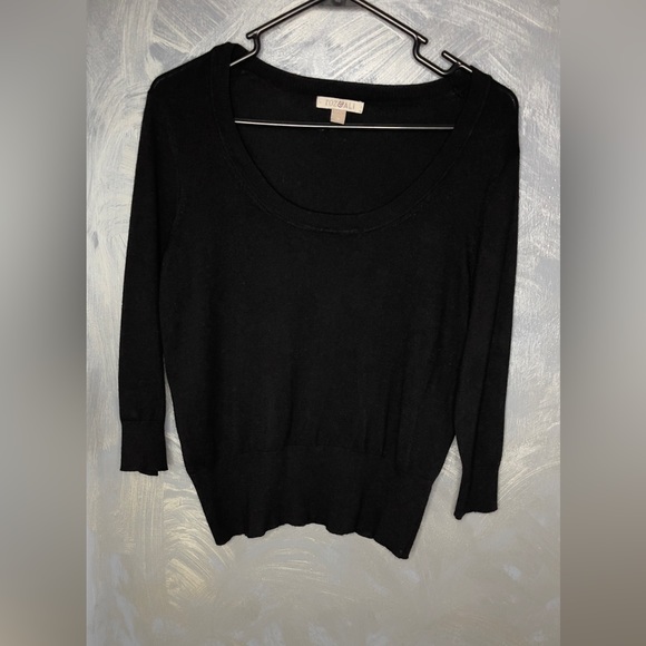 ROZ & ALI LONG SLEEVE LIGHTWEIGHT CREW NECK SWEATER SHIRT - Picture 1 of 6